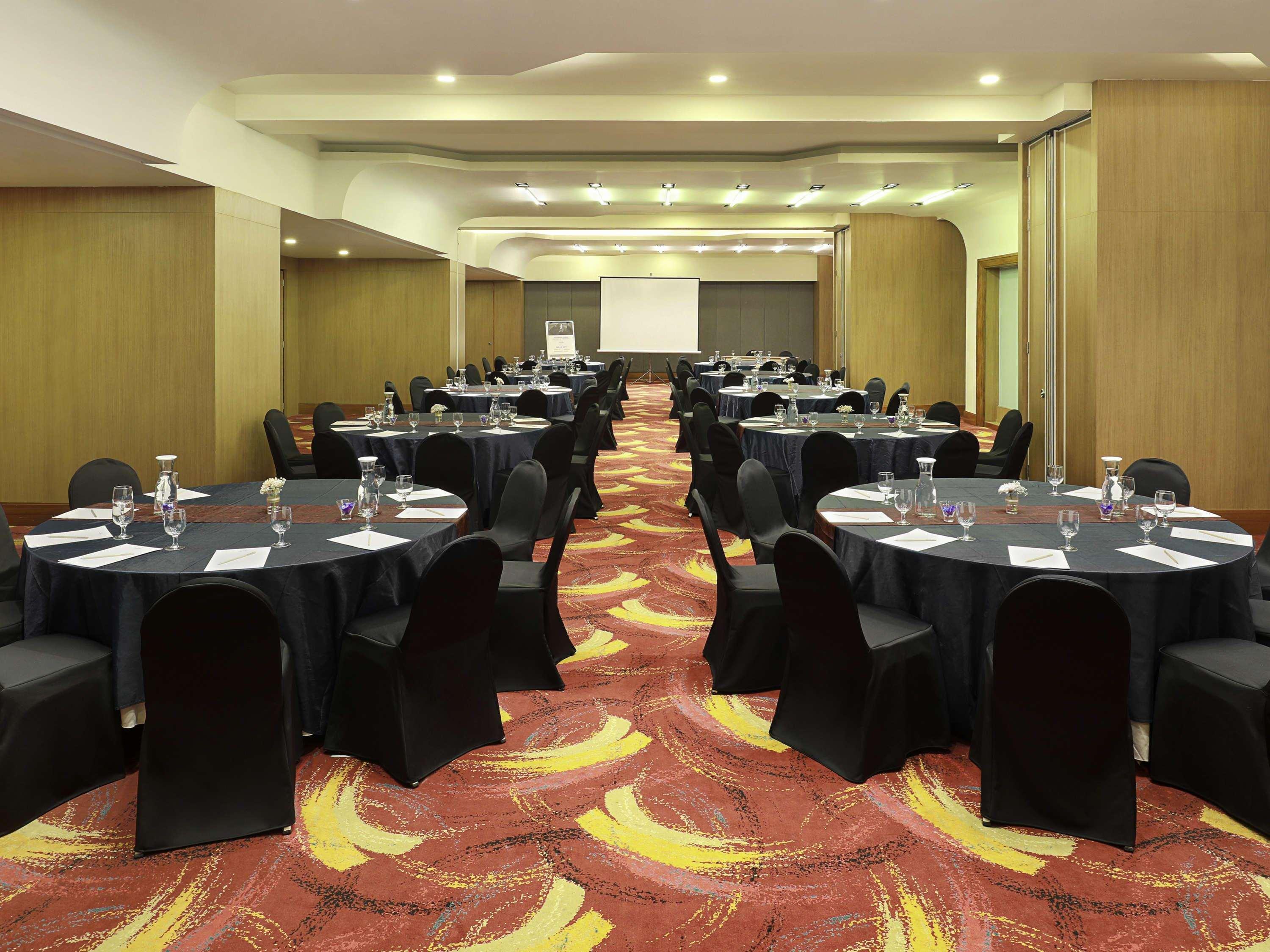 Hotel Mercure Nexa Supratman